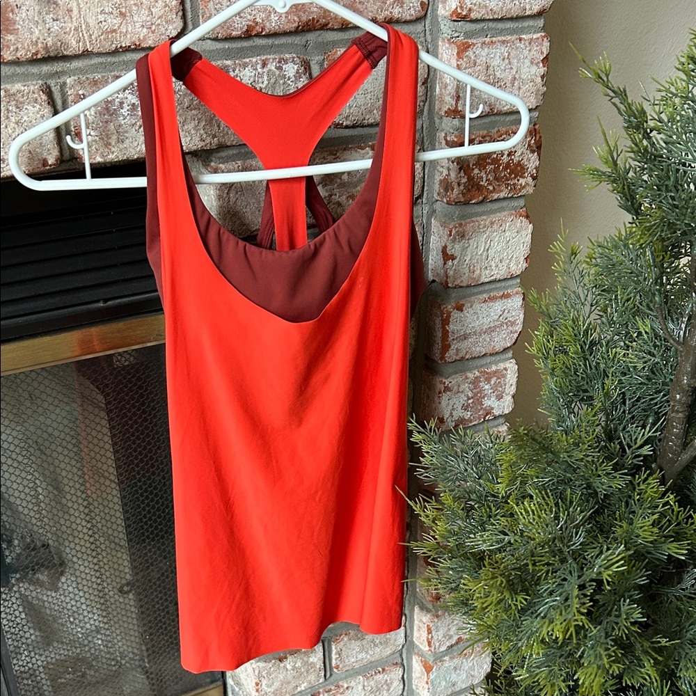 Athleta Women’s Athletic Yoga Racerback Tank Top/ Built in Sports Bra‎ Size XS